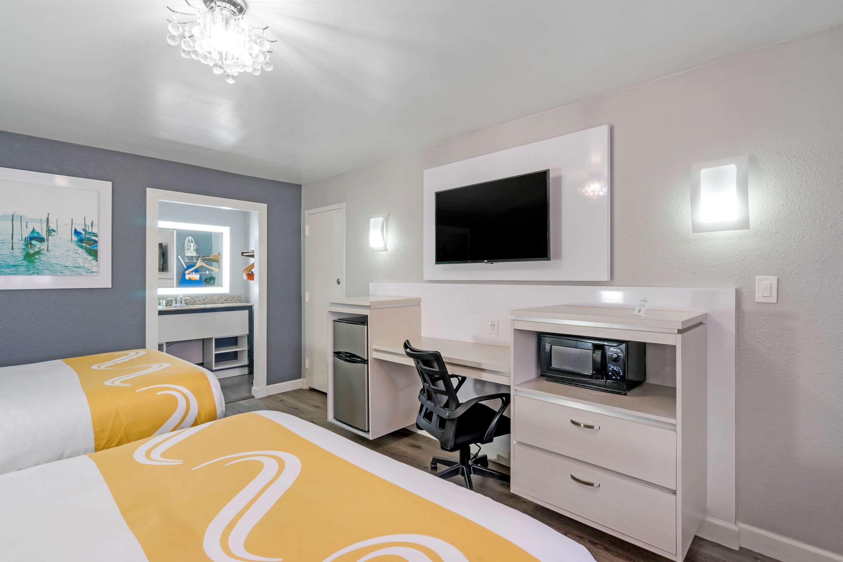 Quality Inn And Conference Center Tampa-Brandon Heartland Экстерьер фото