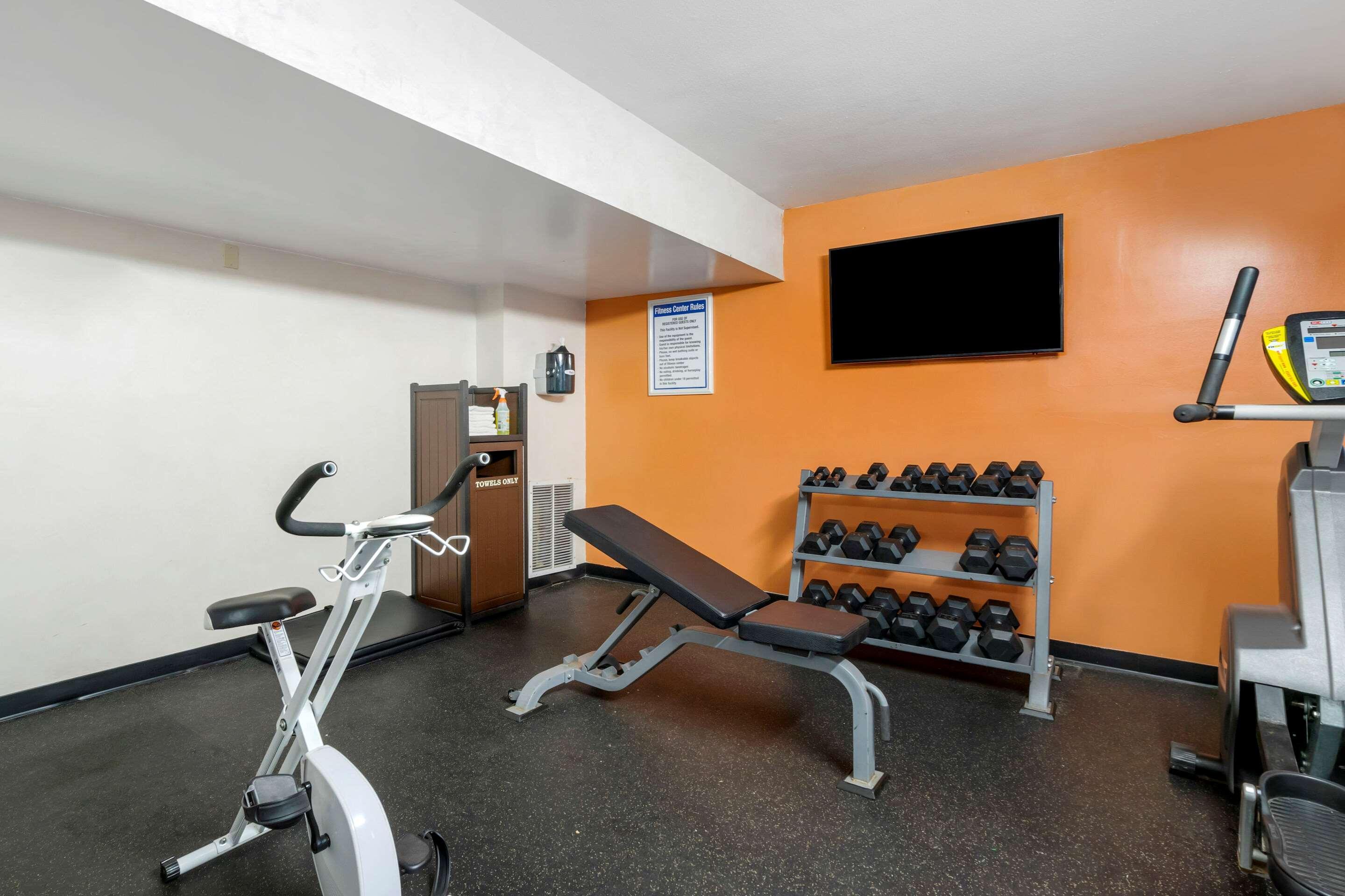 Quality Inn And Conference Center Tampa-Brandon Heartland Экстерьер фото